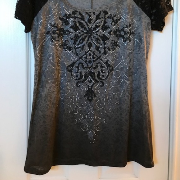 NWOT Embellished Tee with Lace Sleeve - Picture 2 of 5